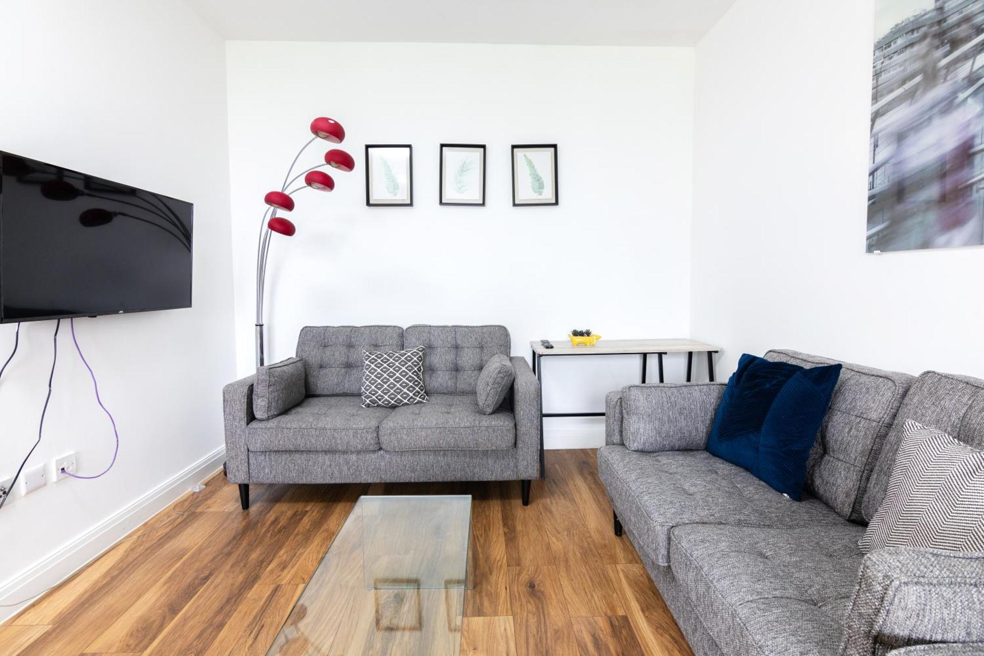 Spacious Apartment Close To City Centre With Free Secure Parking Leeds  Dış mekan fotoğraf